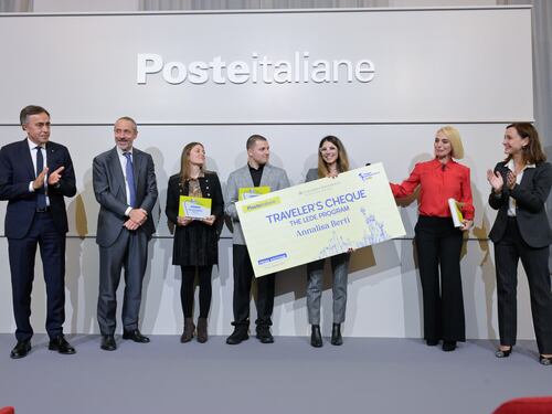 Poste diventa scuola di giornalismo