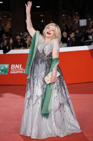 Sandra Milo è scintillante sul red carpet del Festival del Cinema di Roma  1