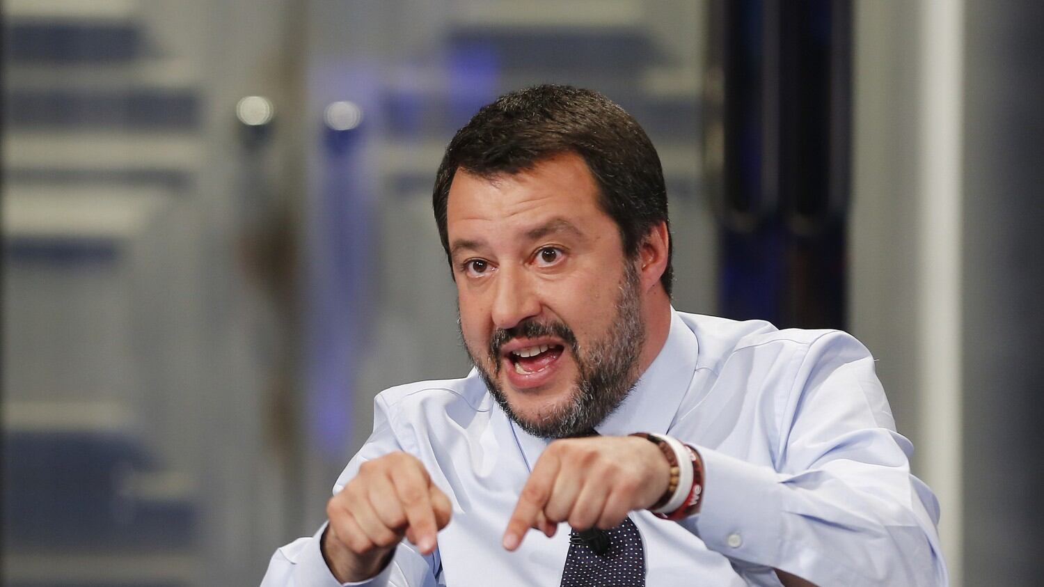 Salvini mette alle strette Fazio: "Dica il suo stipendio o non vado da lui"