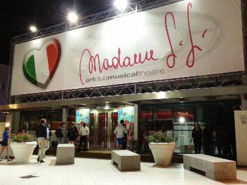Assembramenti in pista: chiusa la discoteca "gender free"