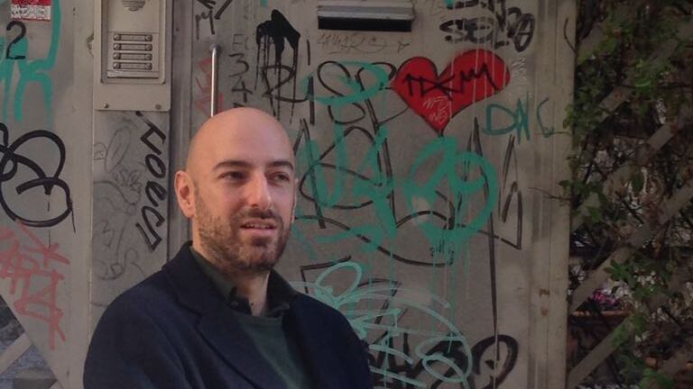 "I buoni libri da pubblicare li cerco su social e autobus"
