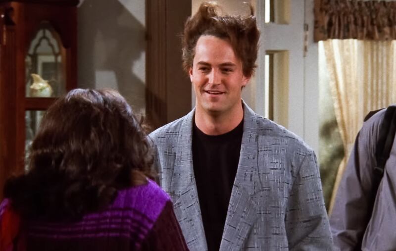 Dal successo di Friends al tunnel delle dipendenze: la carriera di Matthew Perry 13