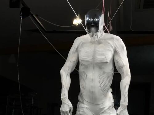 Svelato il "protoclone", l'androide che ricorda i robot di "Westworld"