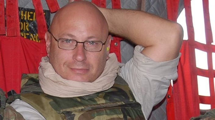 "Dietro ogni lupo solitario c'è un branco"