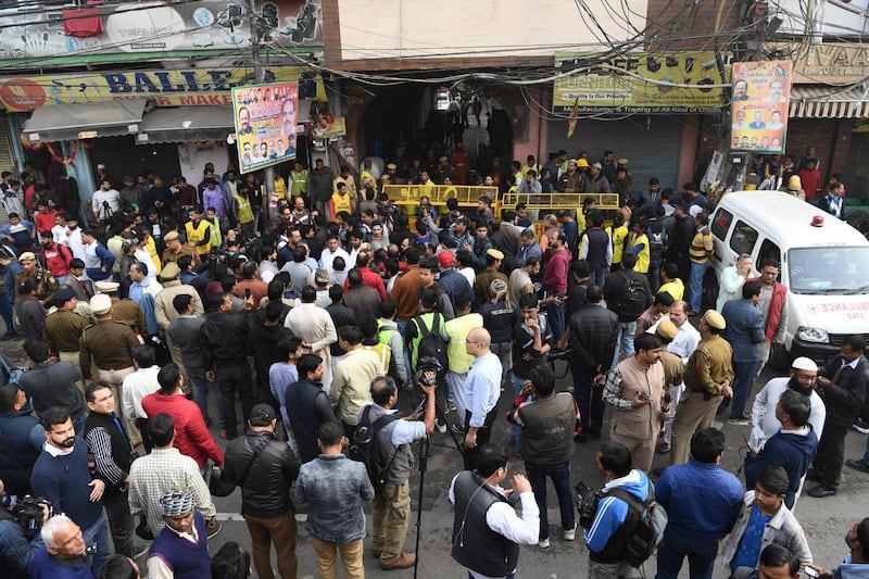 Incendio divampato in una fabbrica di New Delhi,. Molti gli operai morti 2