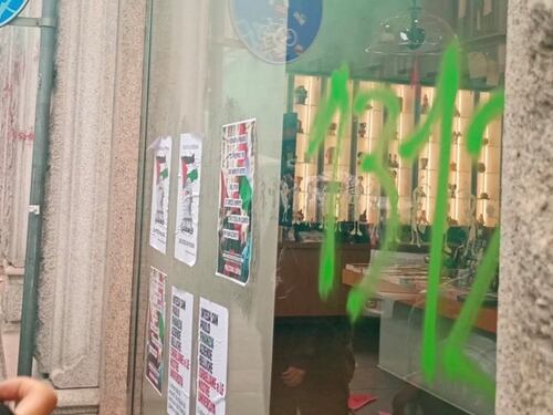 Torino sotto assedio dei manifestati: vandalizzato il centro e bloccata la stazione