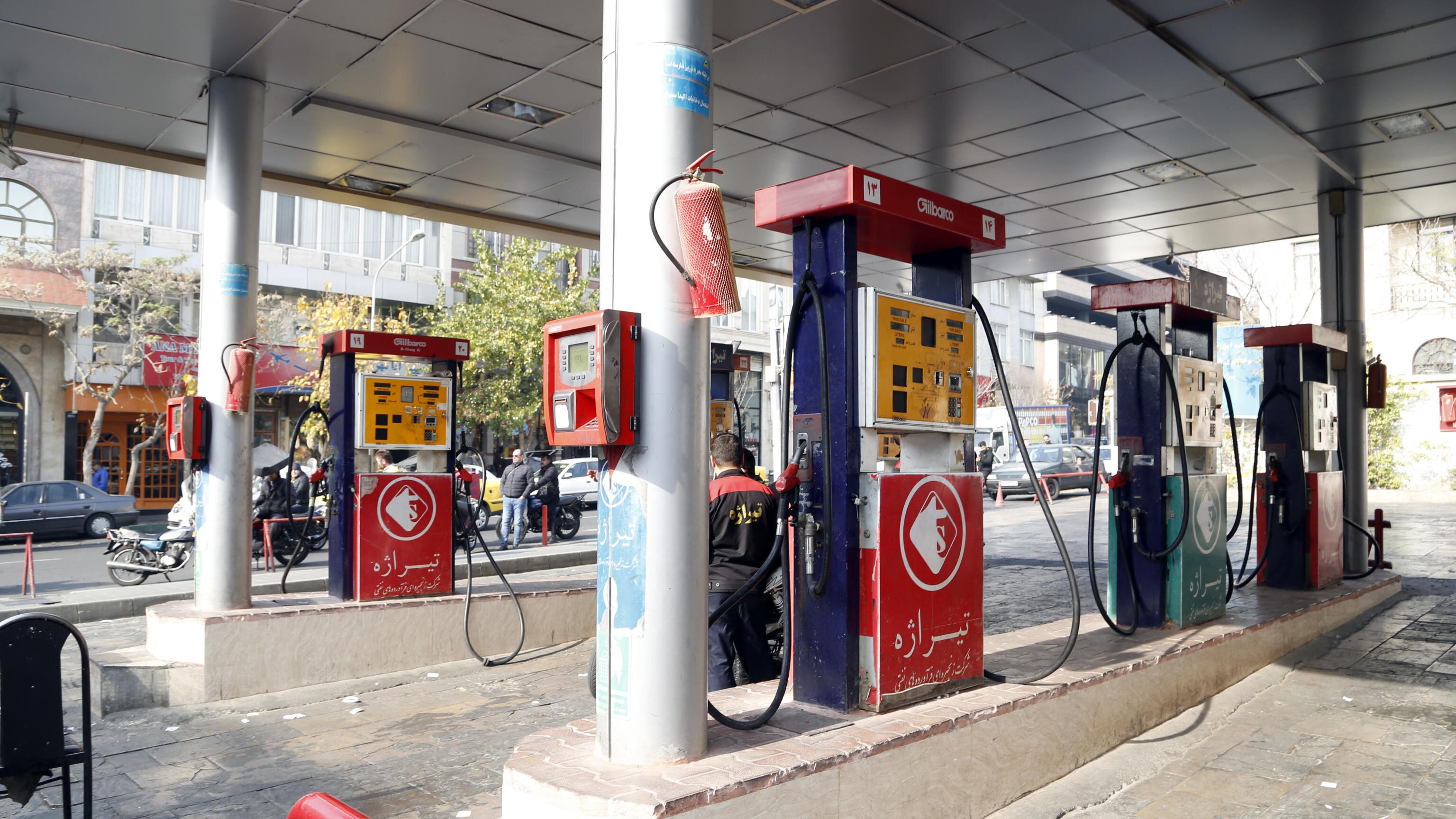 Pompe di benzina nel mirino degli hacker: cosa sta succedendo in Iran