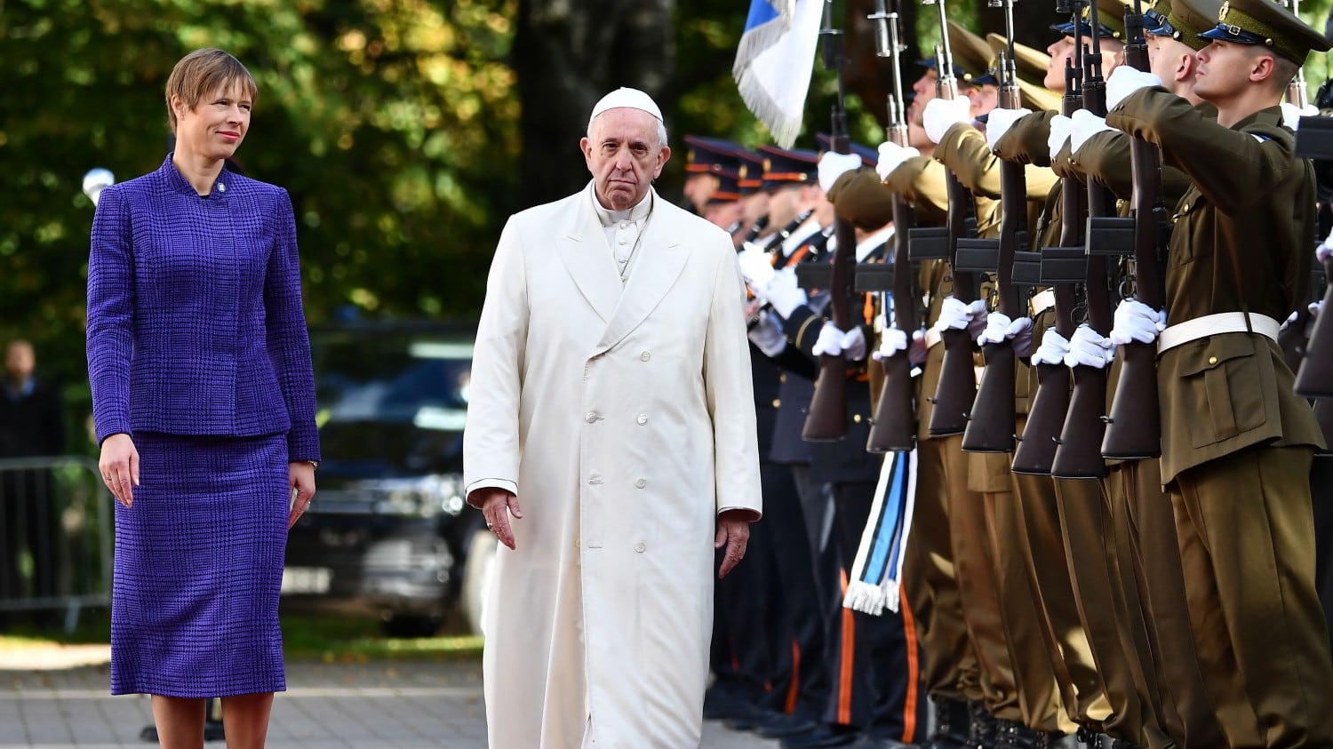 Papa Francesco: "Accogliere e integrare i migranti senza minacciare la propria identità"
