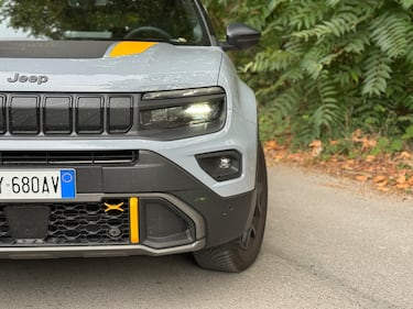 Jeep Avenger 4xe: la gallery del nuovo B-SUV ibrido e integrale 4