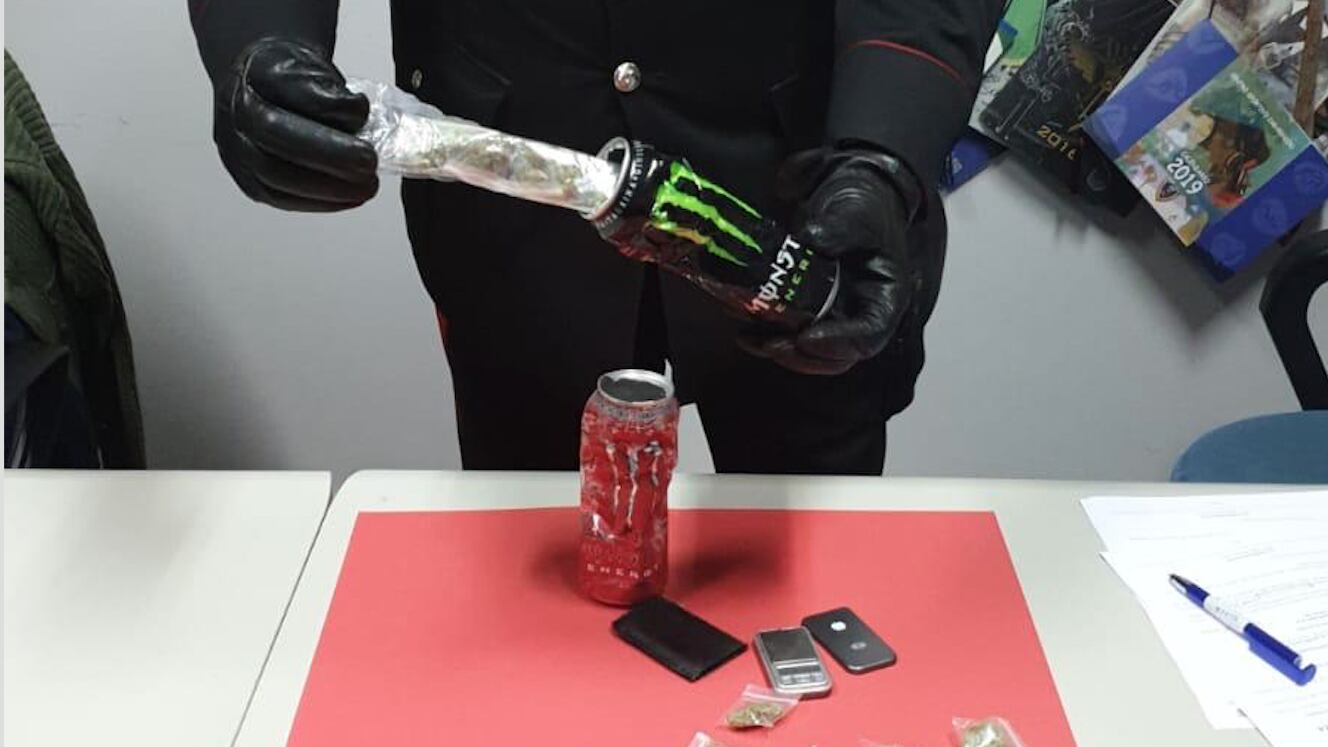 Droga e armi a Boscoreale, scattano denunce e sequestri