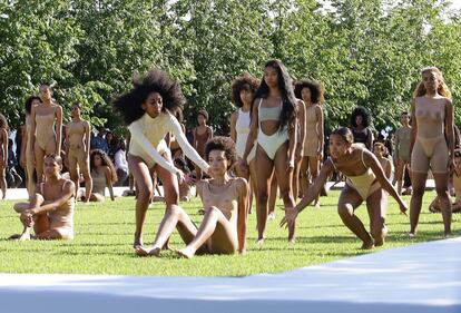 Kanye West presenta la sua collezione "Yeezy Season 4" a New York 2