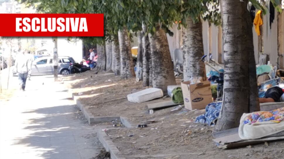 Degrado all'ospedale: l'accampamento abusivo dei migranti sgomberati