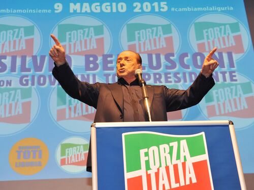 Berlusconi ai moderati: "La destra estrema non batte la sinistra, solo il centrodestra"