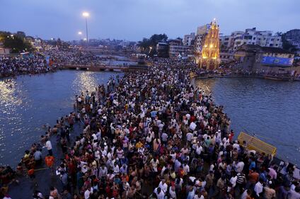 I colori della festa indiana del Kumbh Mela 5