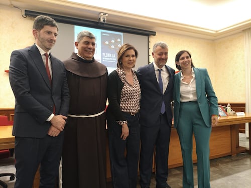 Schlein: “Flotilla? Atto di pirateria. Noi riconosceremo la Palestina”