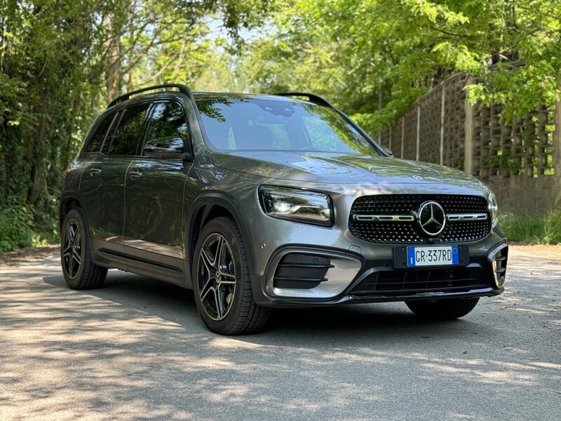 Mercedes GLB 2024: la gallery del restyling, più tecnologia e materiali migliorati all'interno 1