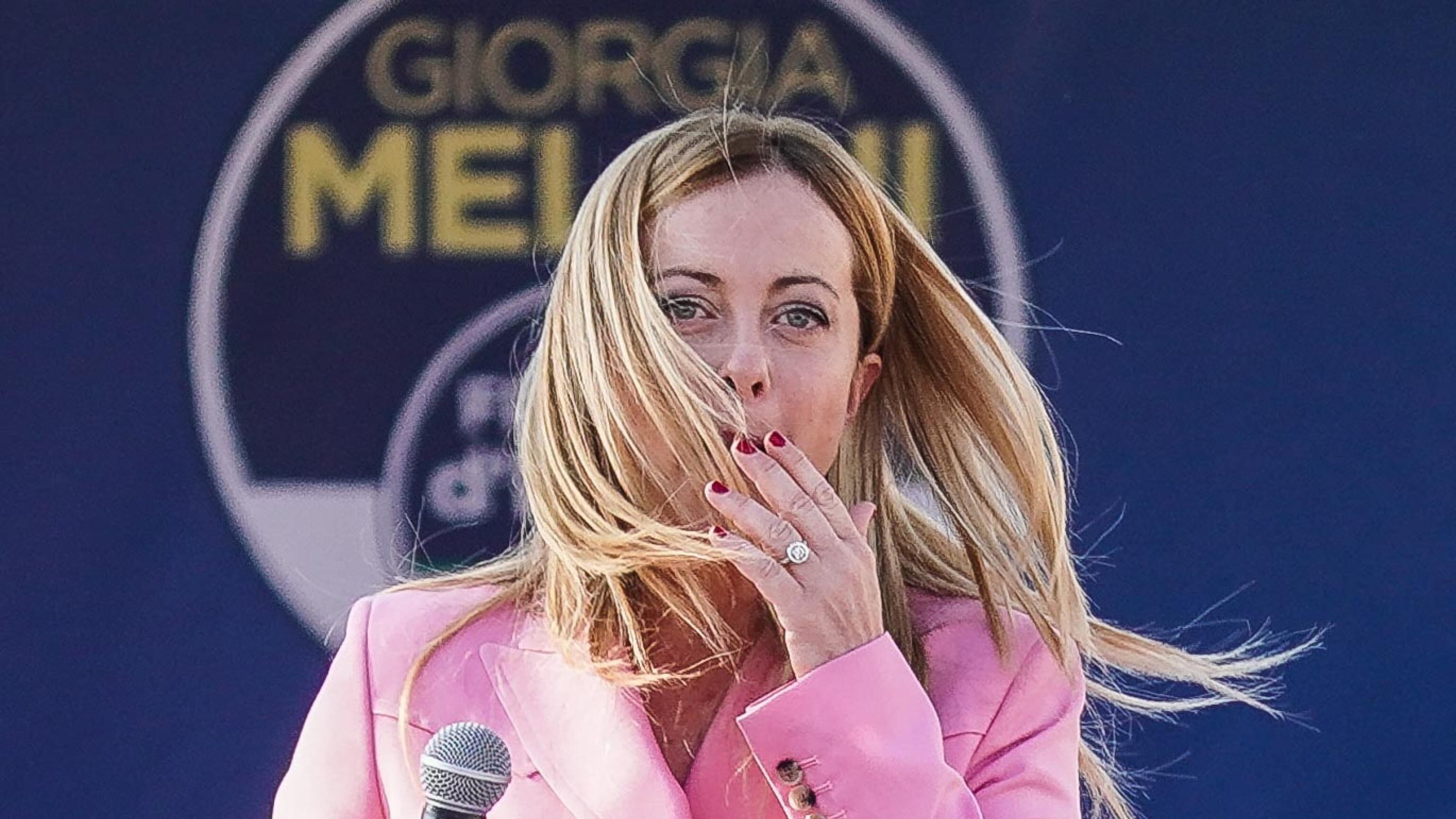 La Lombardia si colora di blu: centrodestra, 31 collegi su 34