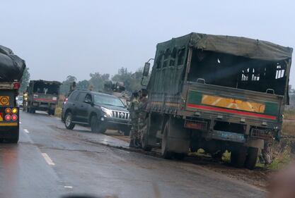 Carriarmati per le strade di Harare 5
