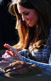Kate Middleton, primi accenni di pancione 14