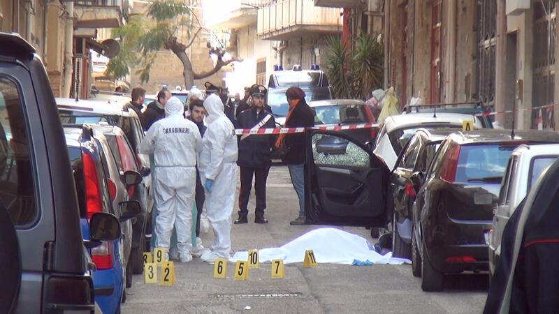 Omicidio a Belmonte Mezzagno, le immagini dal luogo dell'agguato  4