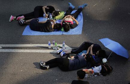 Hong Kong, continua la protesta  7