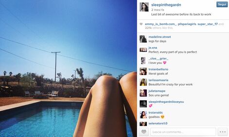 Lucy Hale e le Pretty Little Liars: come si rivelano su Instagram 23