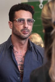 Fabrizio Corona a un party 2