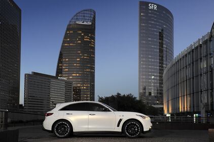 Infiniti FX Vettel Edition 6