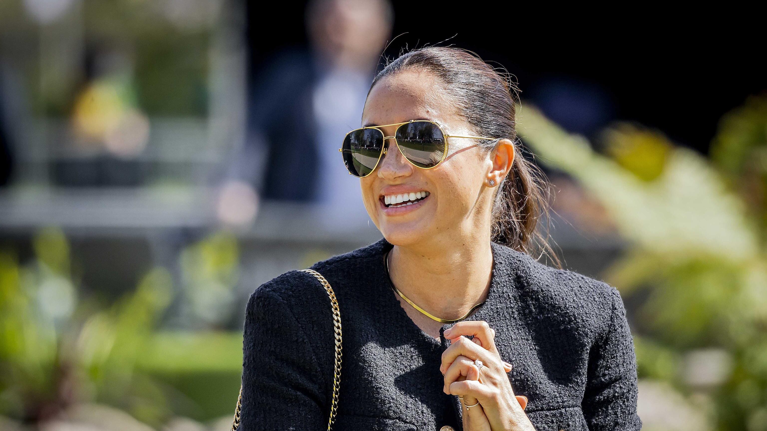 A cena con Meghan (per beneficenza): ma l'ingresso costa 5mila dollari