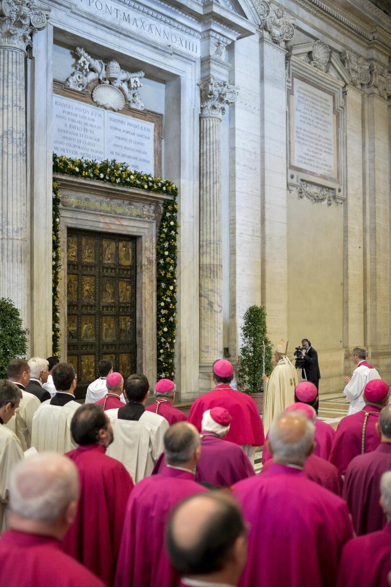 Giubileo, la cerimonia del Papa 8