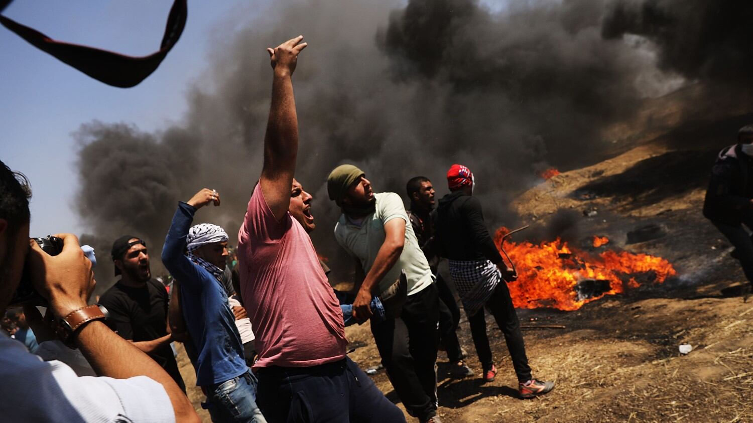 Gaza, utilizzati aquiloni incendiari e droni lancia lacrimogeni
