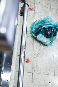 I soccorsi dopo l'aggressione in Centrale 8