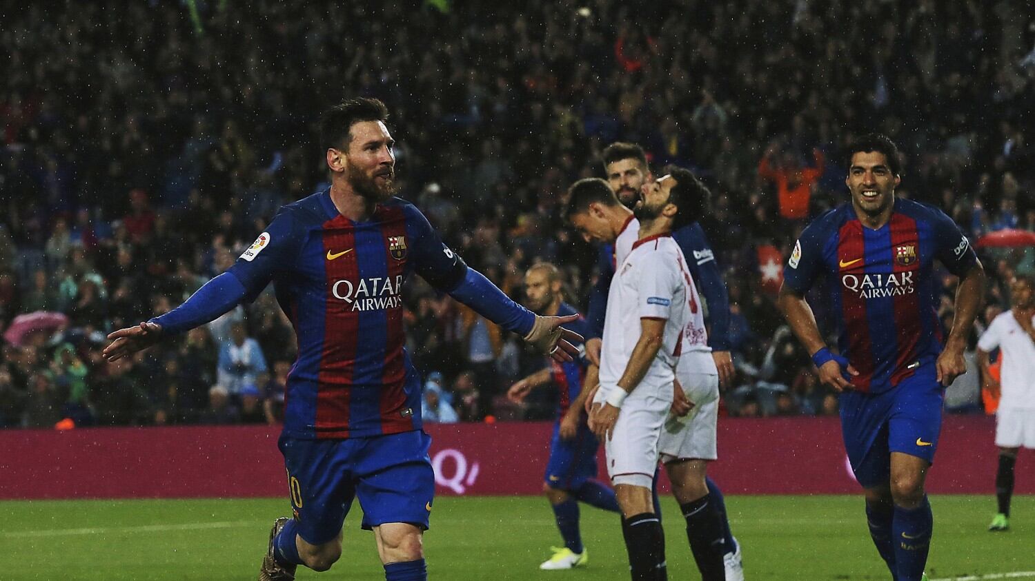 Messi-Roccuzzo, finalmente sposi: cerimonia da sogno con 600 invitati