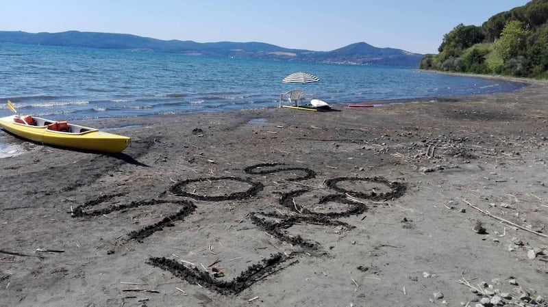Il lago di Bracciano senza acqua 7
