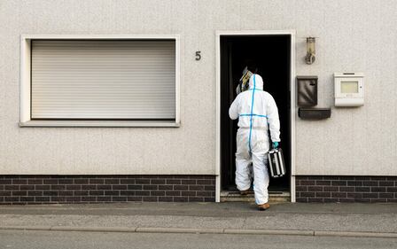 Wallenfels, la polizia nell'abitazione 