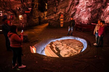 La cattedrale di Sale, costruita all'interno delle miniere in Colombia 6