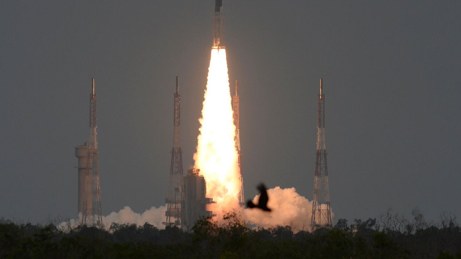 Spazio, India: partita missione lunare Chandrayaan-2