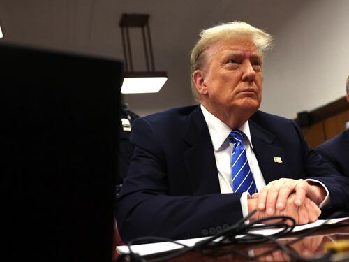 "Un figlio illegittimo e una relazione con una coniglietta": Cohen in aula inguaia (ancora) Trump