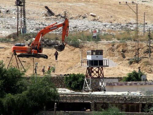 Nella guerra ai tunnel di Hamas l'Egitto "recluta" cozze e vongole