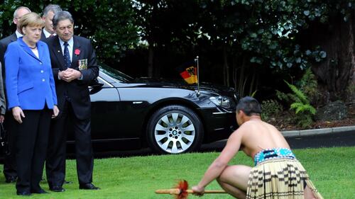 La Merkel (e un kiwi) in Nuova Zelanda 1