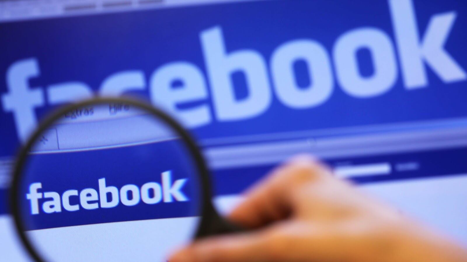 Facebook nel mirino dell'Ue: "Non rispetta la privacy"
