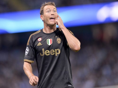 Dani Alves mette alla porta Lichtsteiner: l'Inter ci pensa