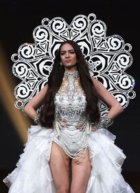 Le bellezze sfilano a Miss Universo 2019 7