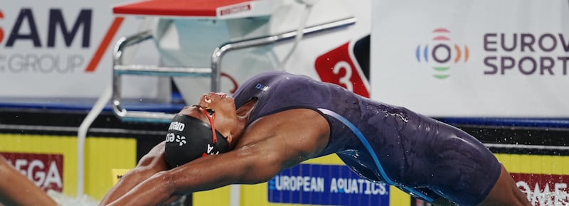 Europei di Nuoto, Sara Curtis nella leggenda: oro nei 50 dorso con nuovo record del mondo