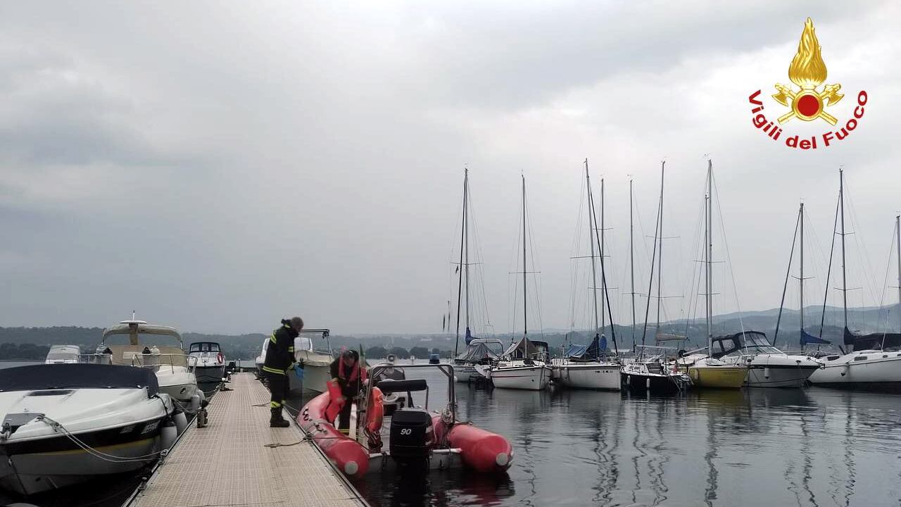 Naufragio sul lago Maggiore: restituita la barca degli 007 “ma non si sa a chi”