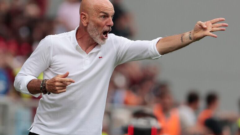 Calciomercato, rush finale: Milan sul vice Giroud, Greenwood da Sarri