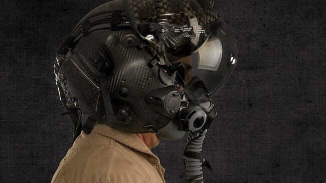 F-35, problemi di visualizzazione per il casco da 400 mila dollari