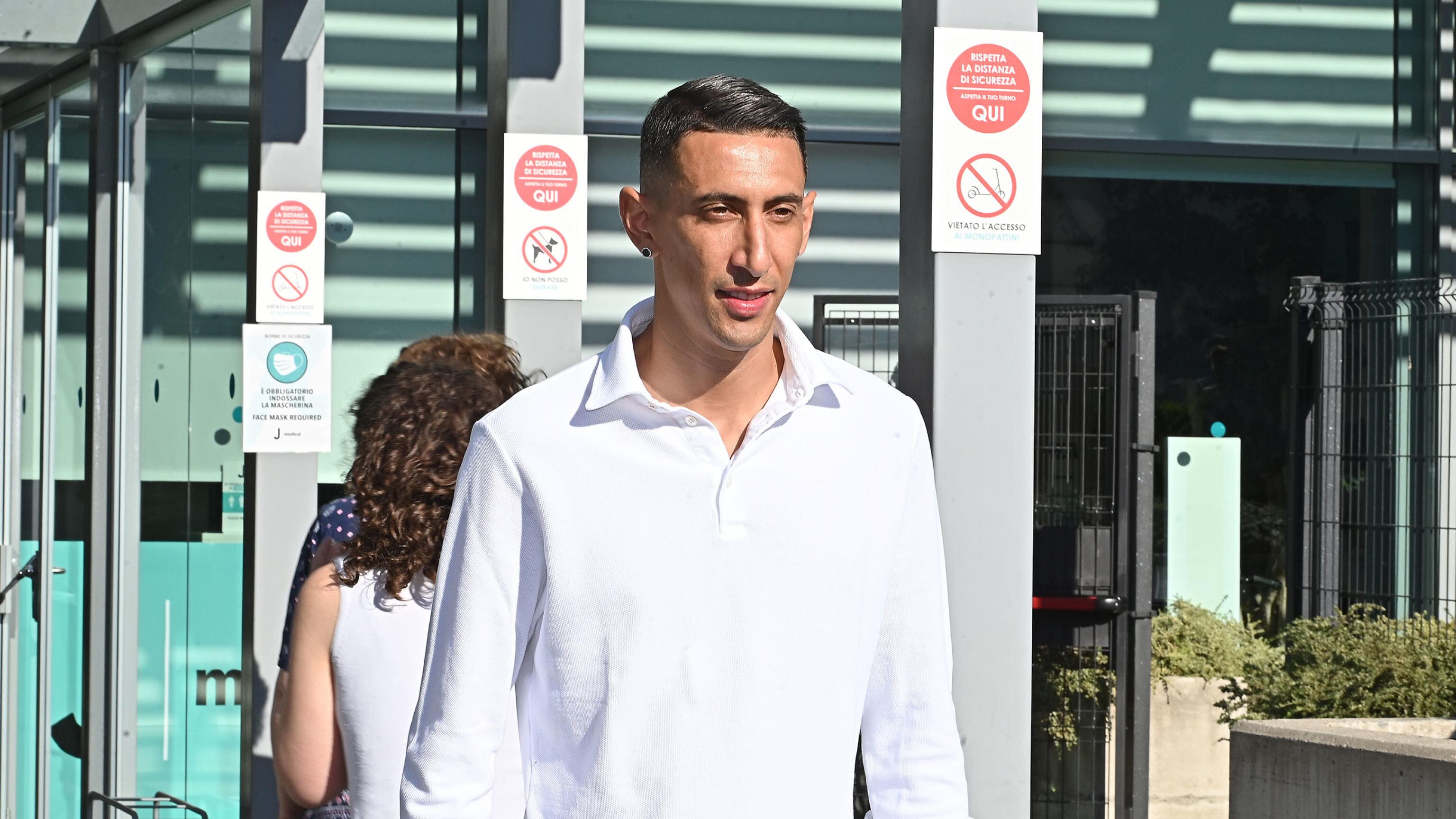 Le sagome, la pistola, le urla: ecco com'è andata la tentata rapina a Di Maria