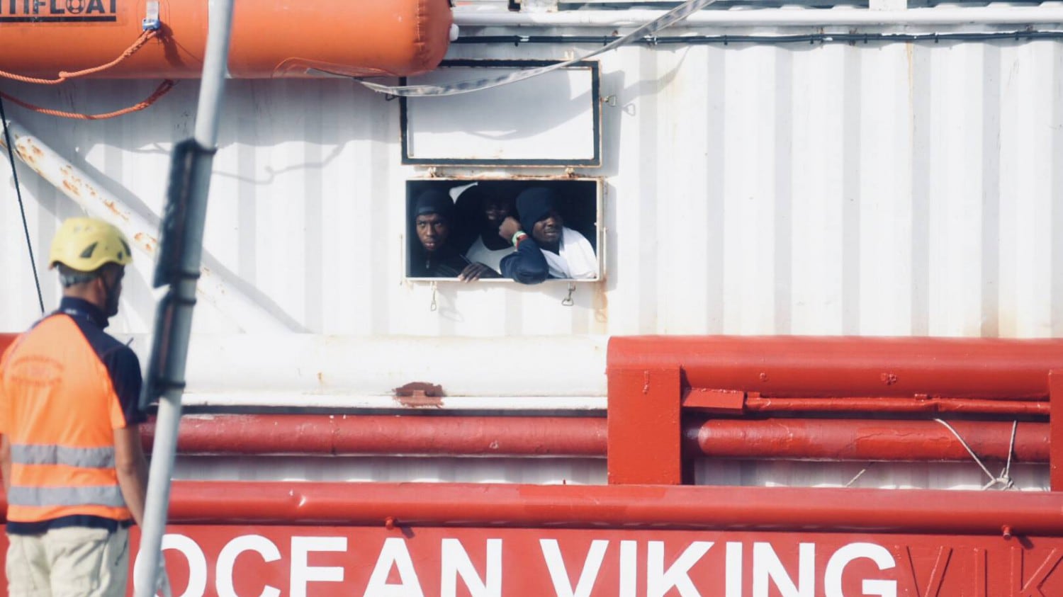 Su Ocean Viking 176 migranti. L'Ong: "Dateci un porto sicuro"