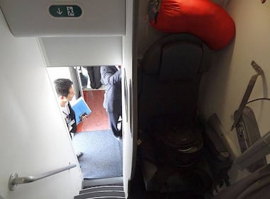 Ecco dove dormono le hostess sugli aerei 5